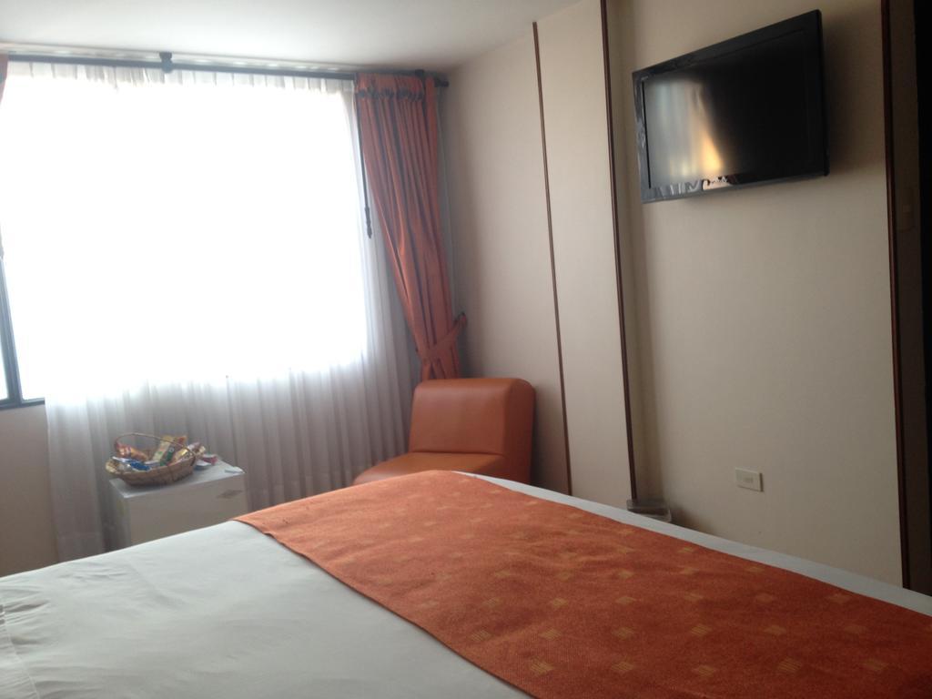 Hotel Plaza Muisca Tunja Bagian luar foto