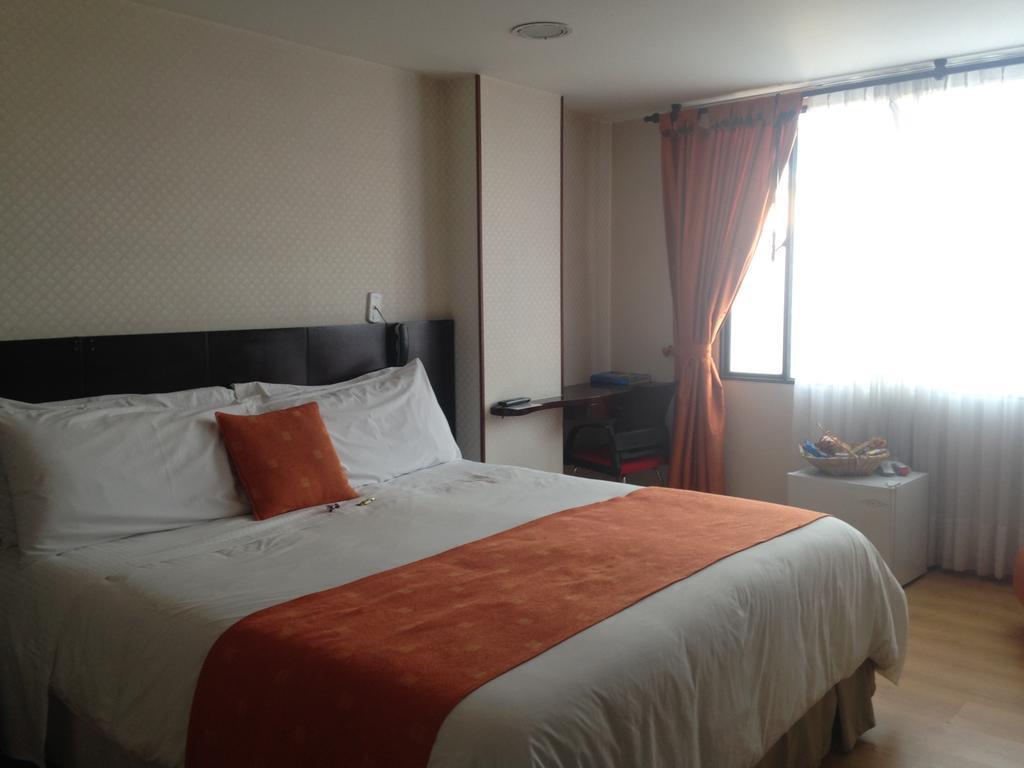 Hotel Plaza Muisca Tunja Bagian luar foto